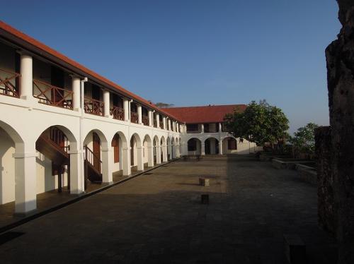 ゴール、オランダ時代の病院