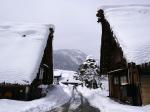 まだまだ冬景色の早春に、ゆっくり白川郷