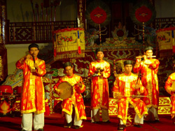 フエ王宮の「宮廷音楽」