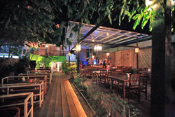 「サイフォンレストラン」移転