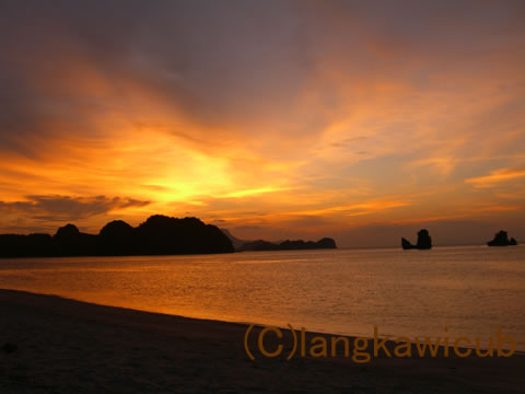 サンセット＠タンジュンルービーチ