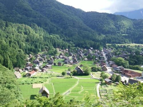 夏のピーク時をズラして白川郷へ ５