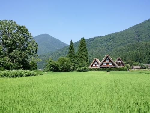 夏のピーク時をズラして白川郷へ ９