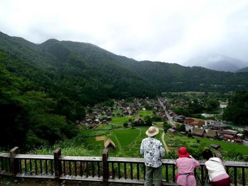 お盆休みを利用して、白川郷へ 3