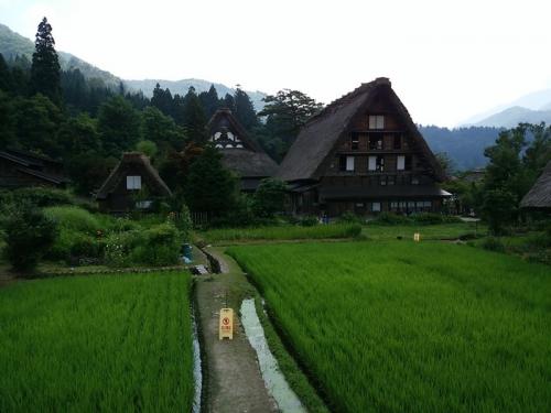 お盆休みを利用して、白川郷へ 7