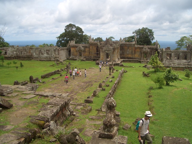 カンボジア第2の世界遺産 断崖絶壁のプレア ヴィヒア寺院 旅ぷら的観光地紹介vo9 Tnk シェムリアップさんの旅行ブログ トラベルコ
