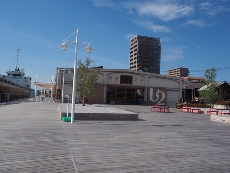 ONOMICHI U2遠目.JPG