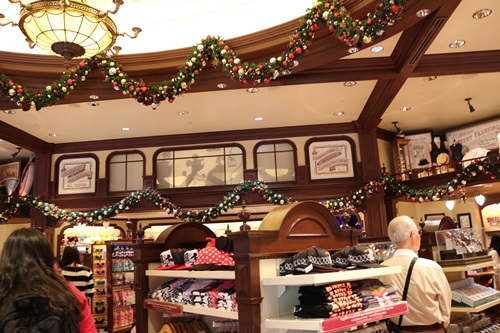 エンポーリアム店内