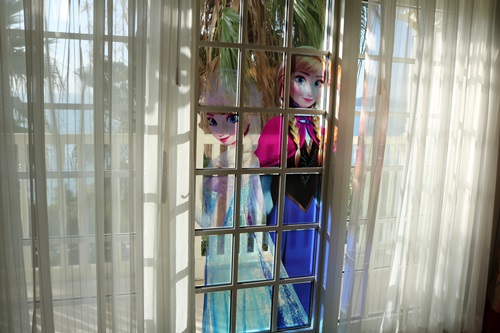 アナと雪の女王窓のステッカー