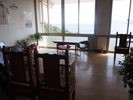 ウシオショコラトル店内カフェスペース2.