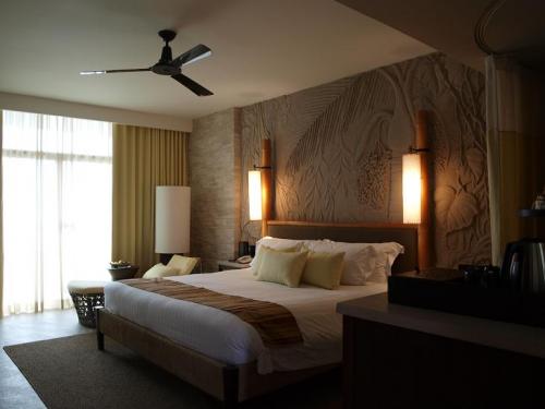 デラックスルーム