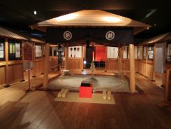 鰺ヶ沢相撲会館1