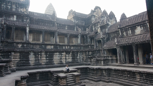 アンコールワット中