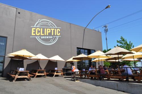 いくりぷてぃっく外観