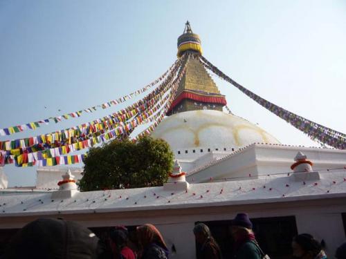 「ボウダナート」３