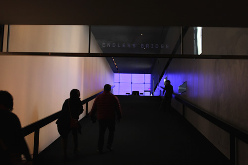 ENDLESS BRIDGEを登ると