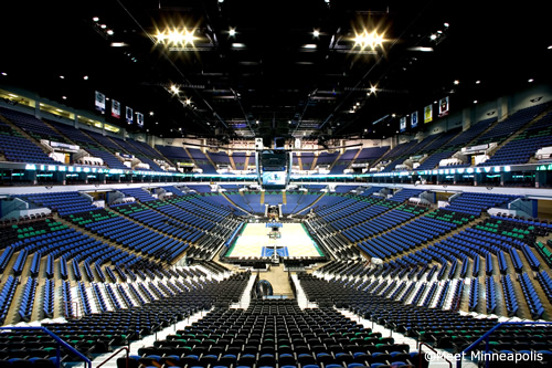 ティンバーウルブズのターゲット センター