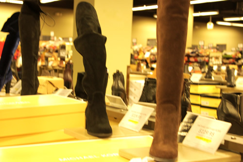 靴のアウトレットはサイズが合えばお得