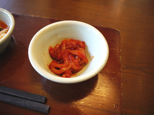 イカの塩辛みたいなキムチ