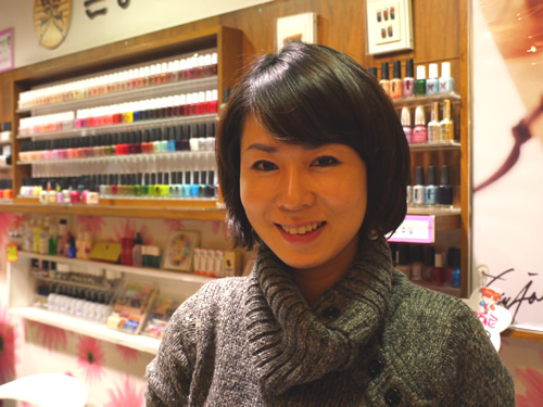美人ネイリスト&店長のソン・ジョンアさん