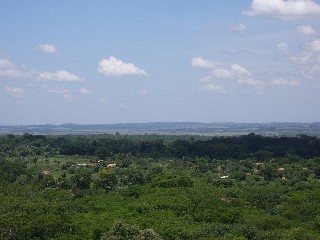 天守閣からパラグアイ川方面を望む