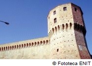 １４世紀に築かれた城壁