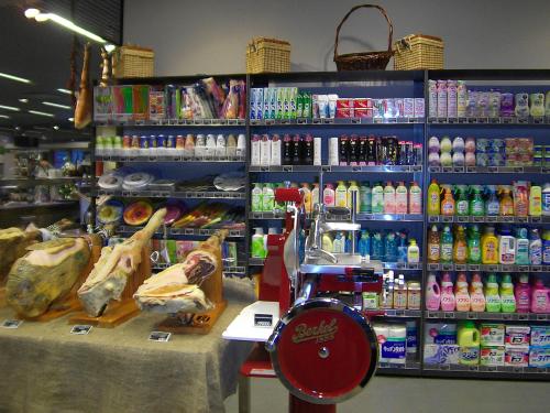 高級スーパー日本食コーナー1