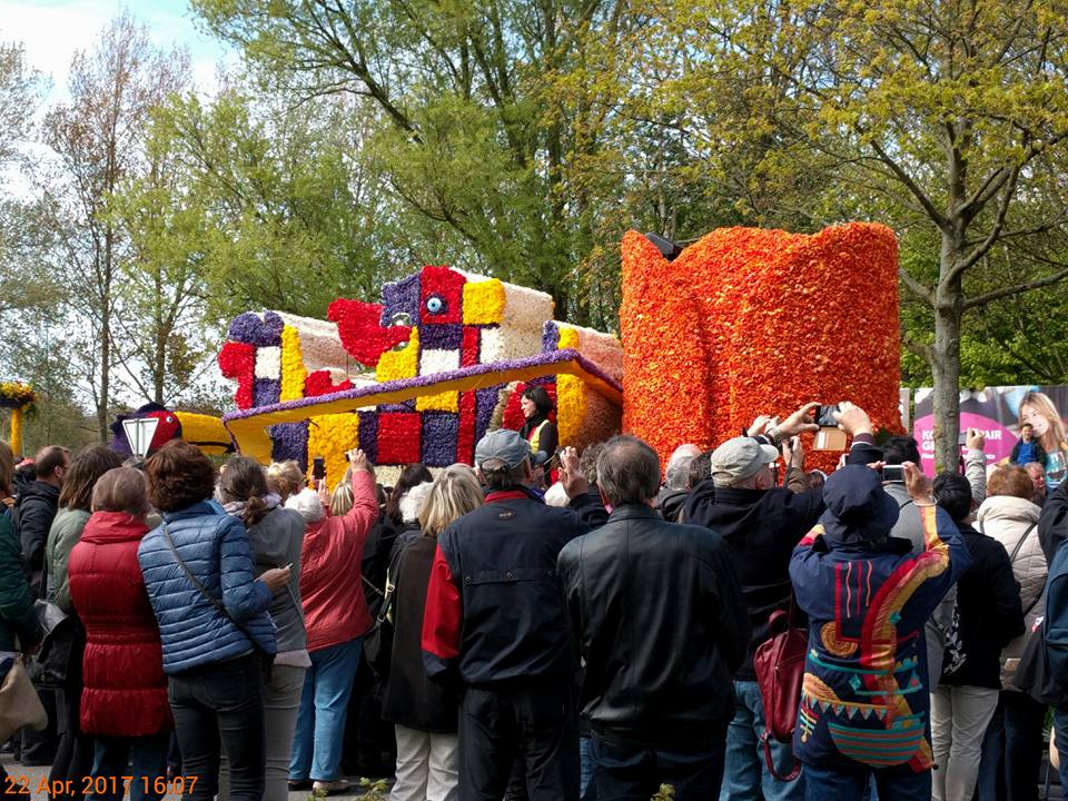 フラワーパレード