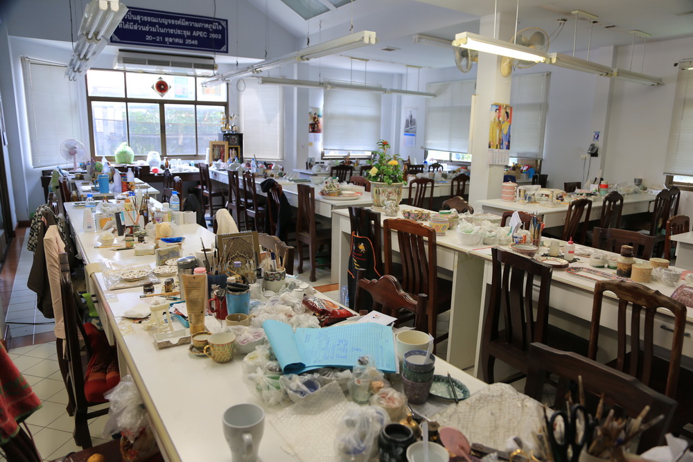 ベンジャロン焼工房