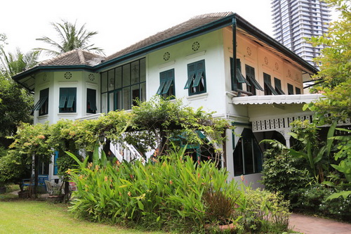 レストラン一軒家