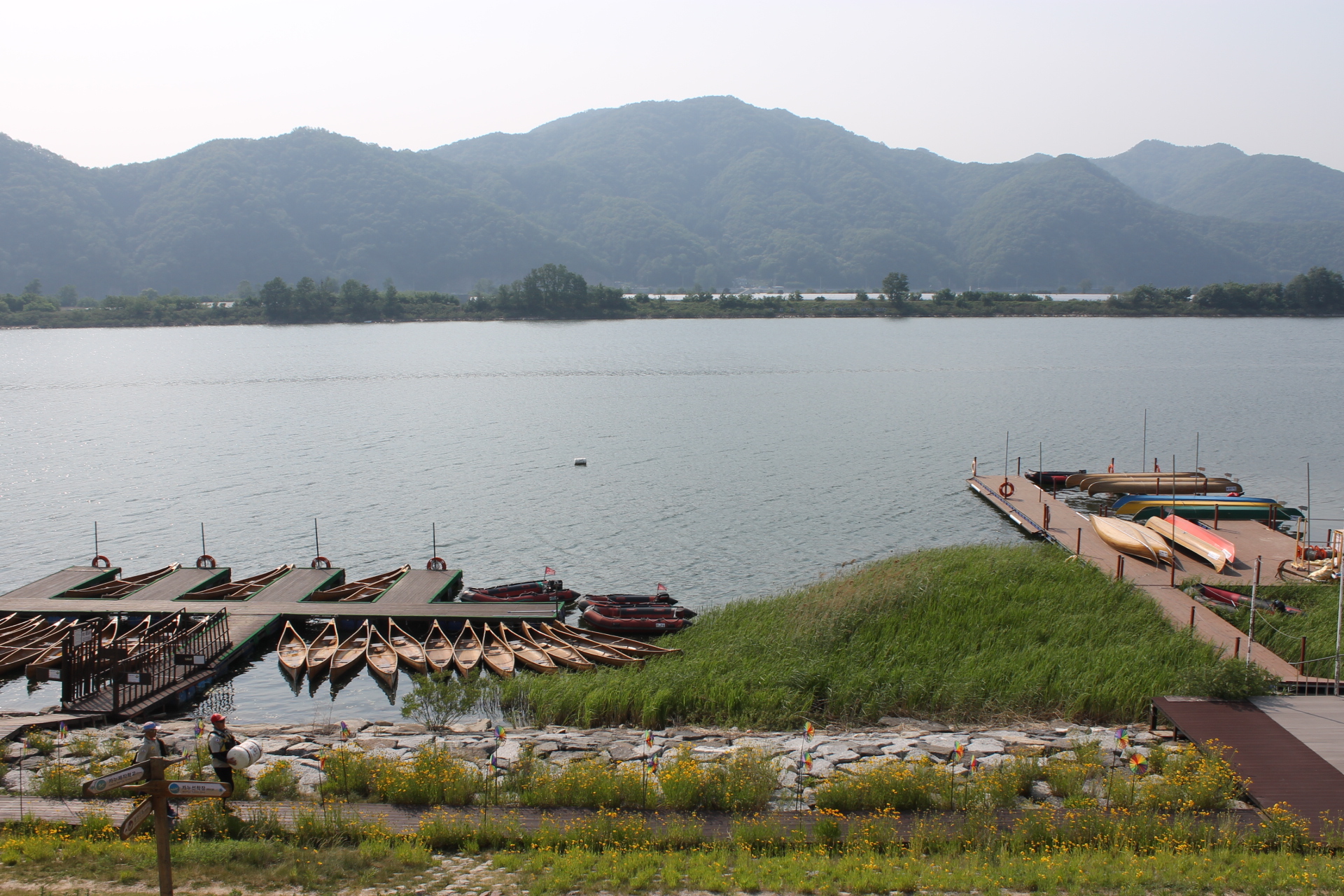 ムルレギル カヌー全景
