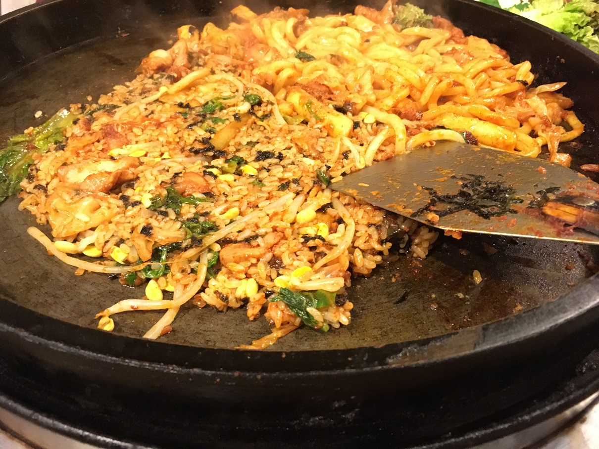 麺とご飯のシメ