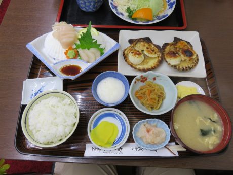 ほたて組み合わせ定食