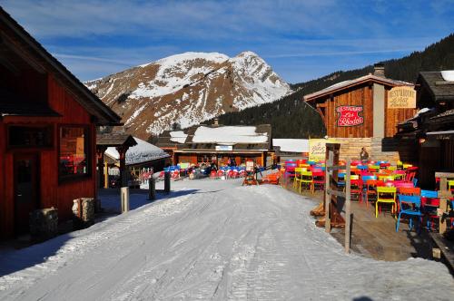 アヴォリアからスイス方面へ