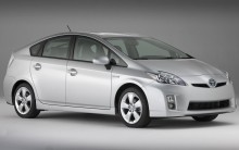 新型プリウス