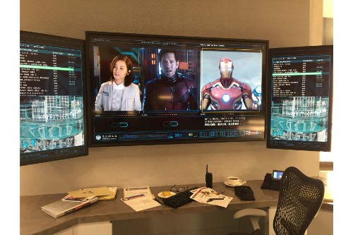 アントマン デスク