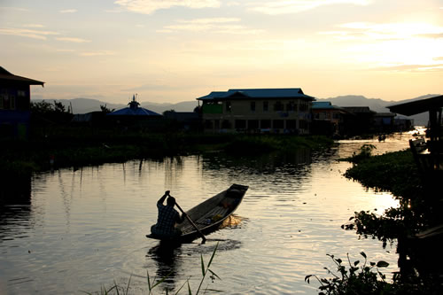船付き場夕焼け