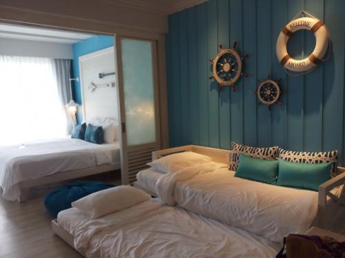 Room 1