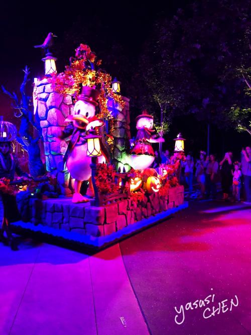 ナイトパレード01