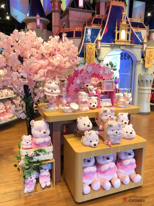 disney store 05