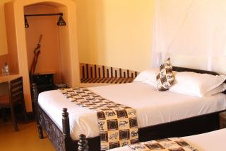 1ケニアのロッジ