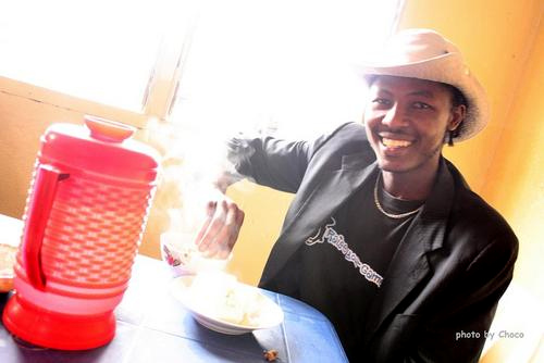 アルーシャの安食堂