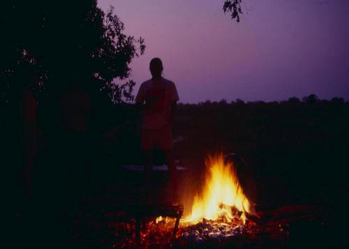 キャンプファイヤー