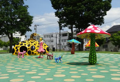 草間彌生