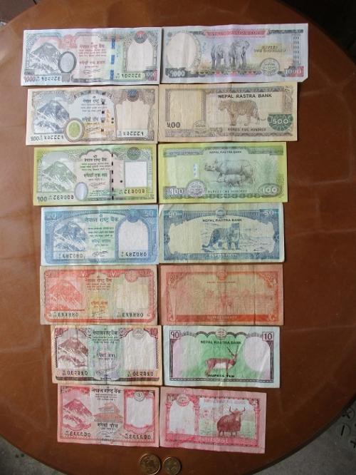 紙幣と硬貨