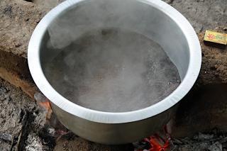 コーヒーを煮出す