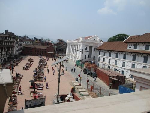 バサンタプル広場１