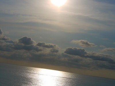 ヒルトンホテル横のパブリックビーチ。