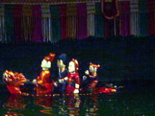 千年以上の歴史水上人形劇