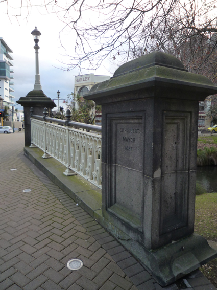 Ｐ９８-０９５Ｆ